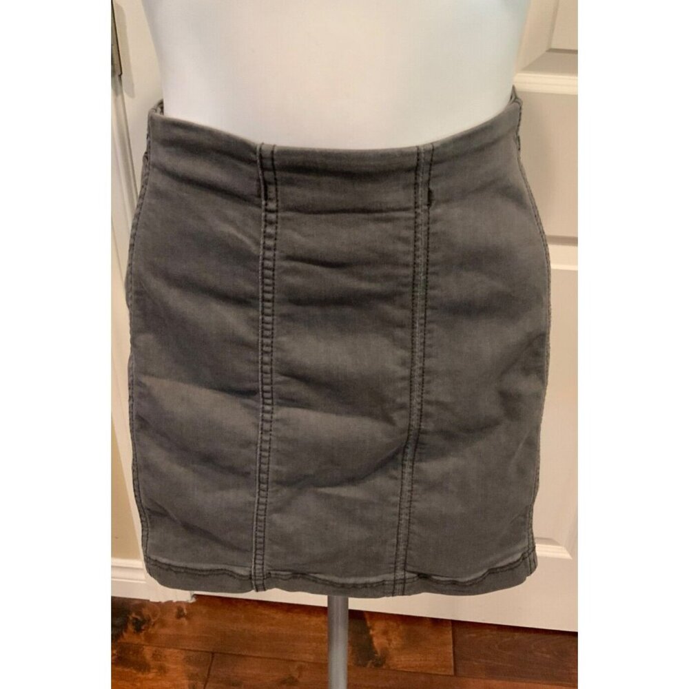 Free People Gray Denim Mini Jean Skirt, Size 6 (US), NWT!